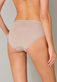 Schiesser Slip - braun