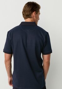 Next REGULAR FIT - SQUARE PATTERN QUARTER ZIP  - Pólóing - teal blue