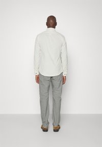 Scotch & Soda RALSTON REGULAR SLIM FIT PANTS - Nadrágok - seal grey