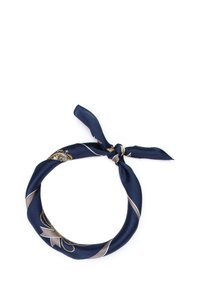 Écharpe en soie marine avec un motif décoratif et des accents dorés, nouée en boucle avec des extrémités pointues et une texture lisse.