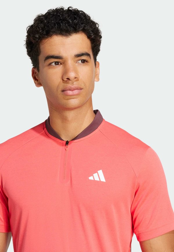 TENNIS PRO FREELIFT - Basic T-shirt2