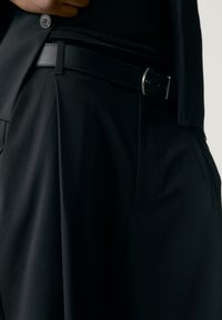 PULL&BEAR TAILORED  - Bukser - black