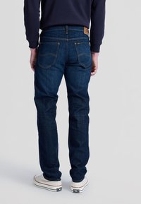 Lee DAREN - Jean droit - dark blue