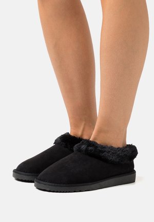 Slippers - black