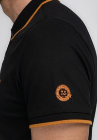 Petrol Industries Polotričko - dark black
