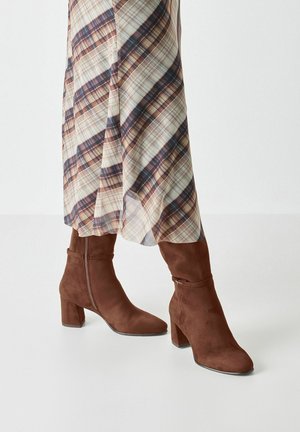 Tamaris ELEGANTE COMB MIT TOUCH-IT ANTISHOKK - Bottes - muscat