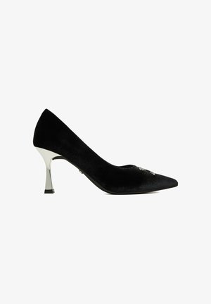 Juicy Couture, JUICY COUTURE HEELS WOMEN'S BLACK EO-R24SS94659 - Pumps - black
