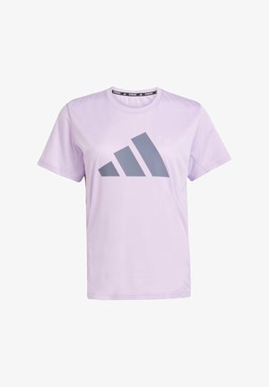 Camiseta deportiva morada hecha de tejido ligero, con un gran logo gris de Adidas en el pecho y cuello redondo.