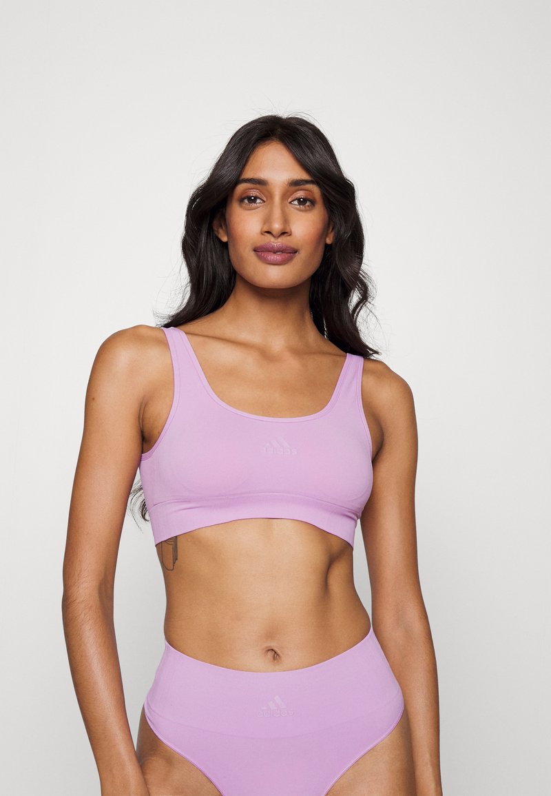 adidas Sportswear SCOOPED BRALETTE REMOVABLE COOKIES - Corpete - bliss lilac
