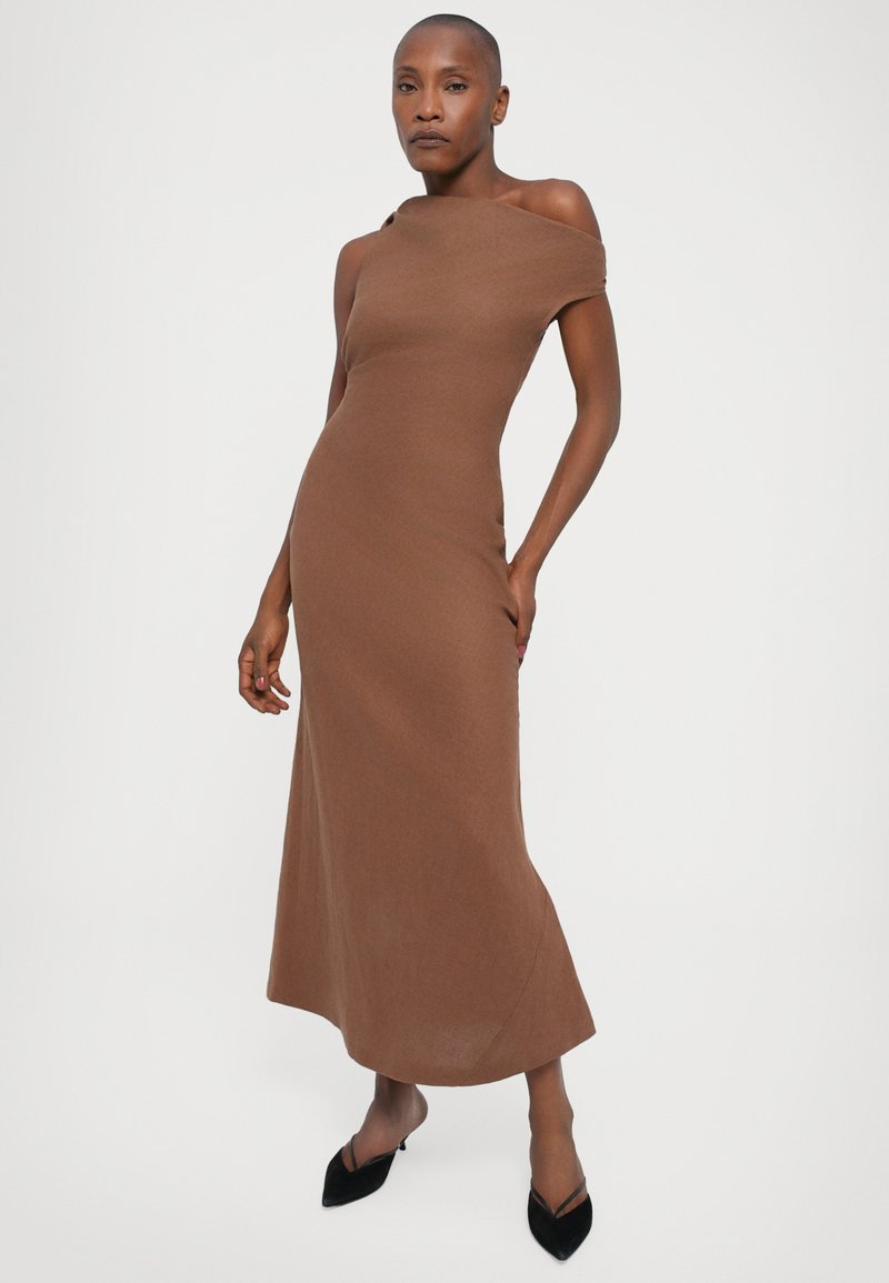 Faithfull the brand SUIS MIDI DRESS - Maxi dress - clay/brown - Zalando