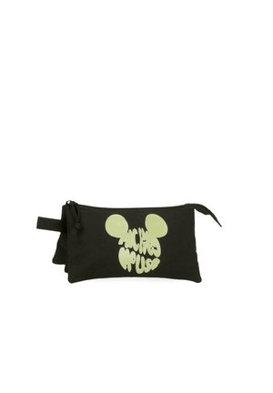 Bolsa rectangular negra con cremallera, con una silueta verde de la cabeza de Mickey Mouse y texto estilizado dentro de la cabeza en el frente.