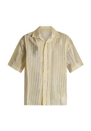 Camicia beige a maniche corte con sottili righe verticali blu e chiusura con bottoni sul davanti, con colletto morbido e tessuto lucido.