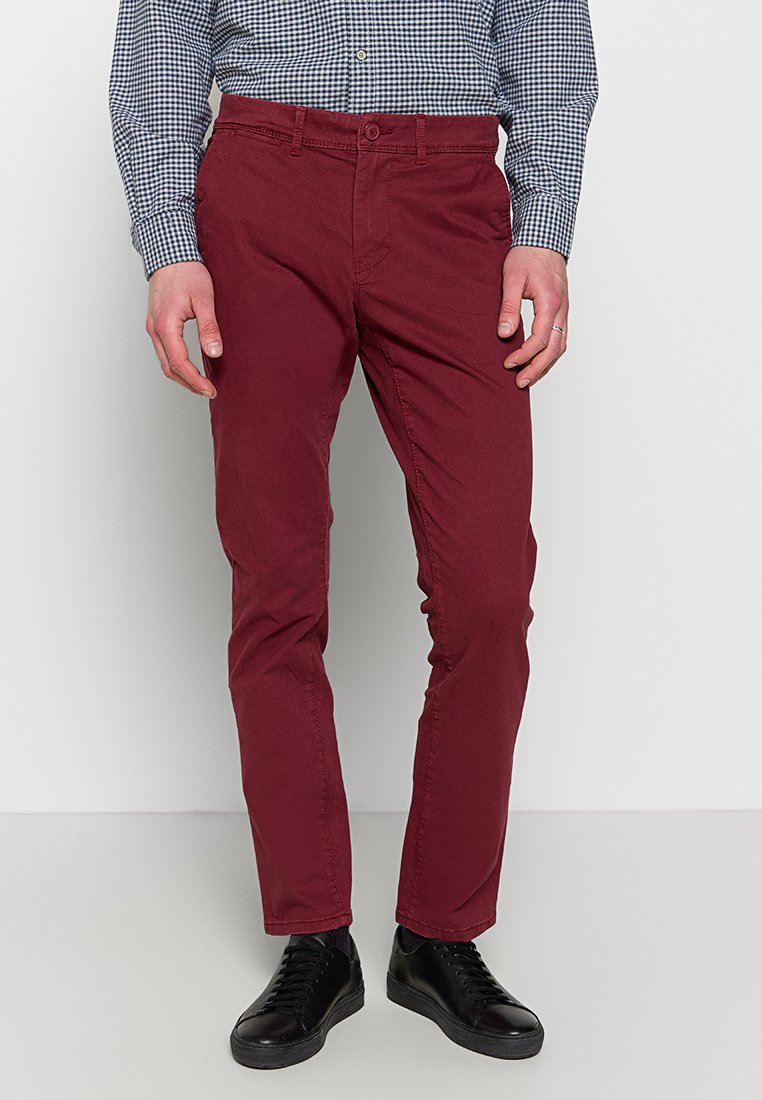 Pantalones chinos