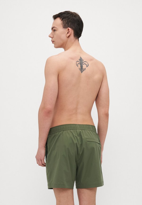 MOSES SWIM - Swimming shorts - four leaf clover2