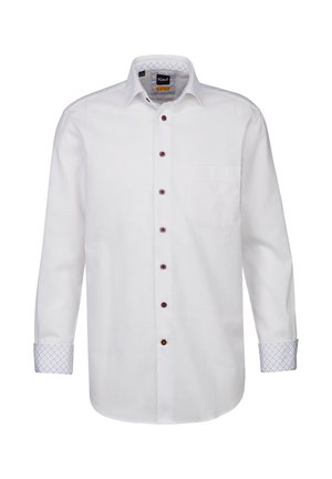 La camicia bianca a maniche lunghe presenta bottoni bordeaux, una tasca e dettagli blu a motivo sul colletto e sui polsini. Texture del tessuto liscia.