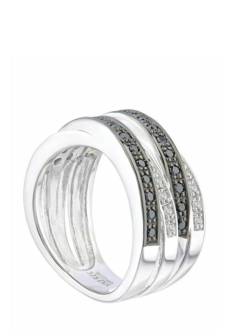 Srebrni prsten s tri isprepletene trake sa crnim i prozirnim kamenjem postavljenim u teksturiranom dizajnu. Glatka završna obrada s poliranim akcentima.