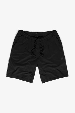Schwarze Freizeitsport-Shorts mit elastischem Bund, Kordelzug und Seitentaschen, flach auf weißem Hintergrund ausgelegt.