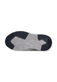 Suola di scarpa sportiva con una superficie in gomma grigia texturizzata, caratterizzata da un audace motivo nero, progettata per trazione e stabilità.