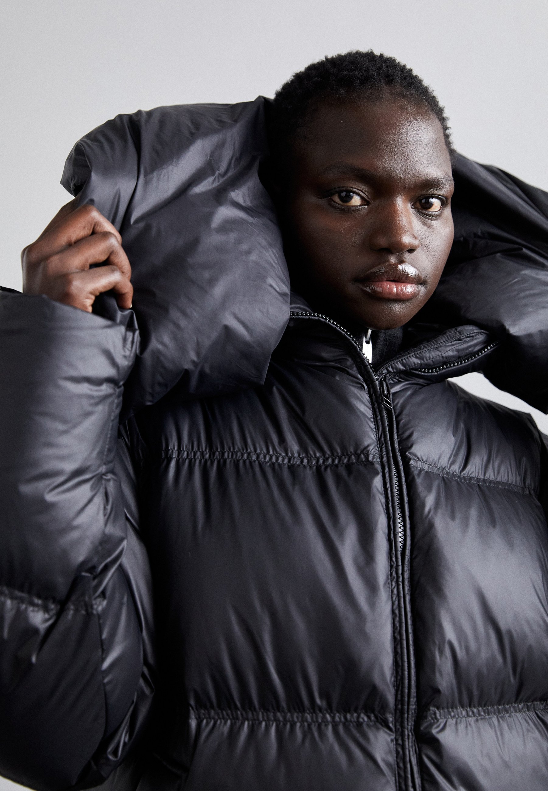 Holzweiler STEILIA LONG - Down coat - black - Zalando