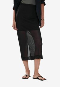 REGULAR FIT - Uska suknja - black