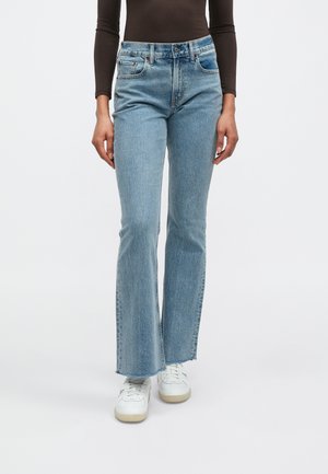 Vaqueros bootcut - blue denim