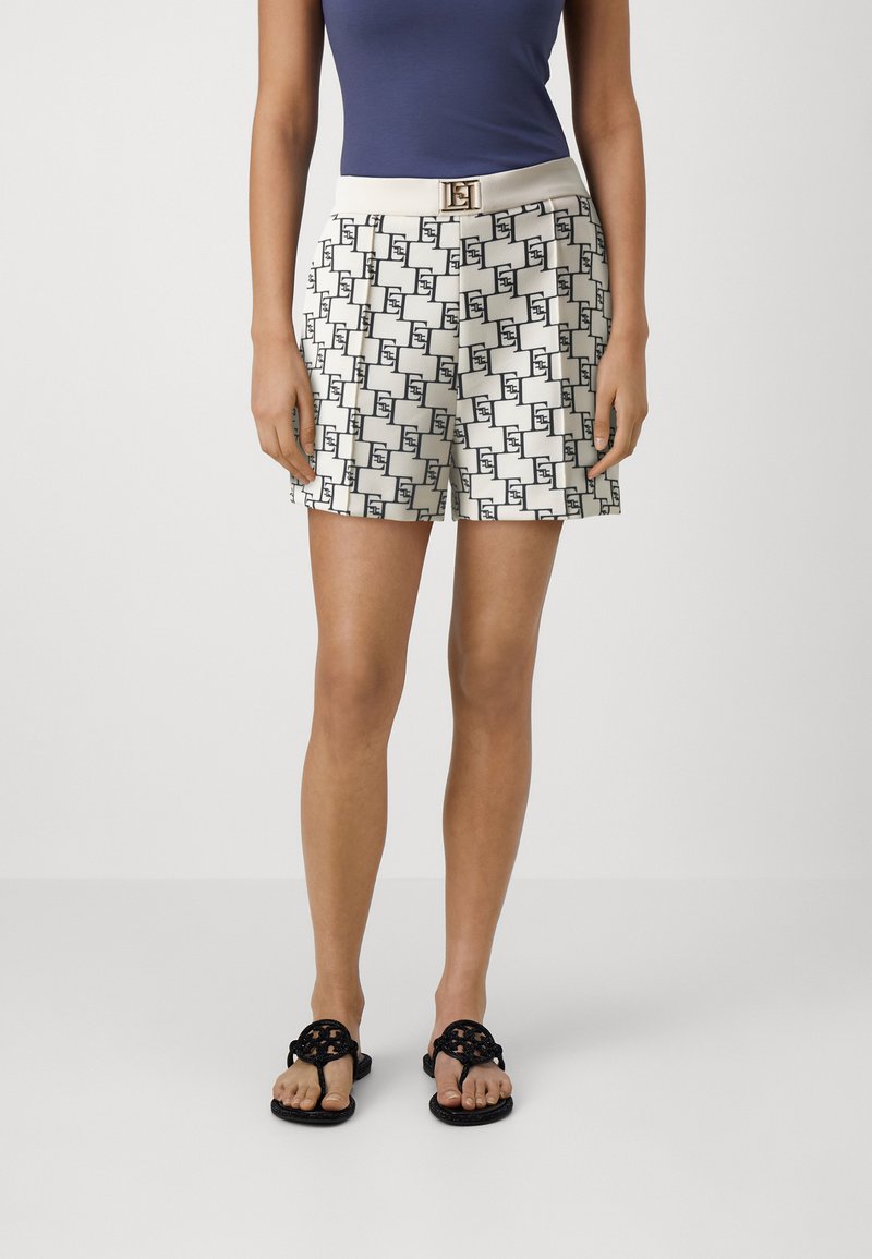 Elisabetta Franchi Shorts shorts bimba EFBE51-GA95