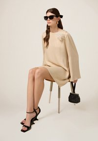 Oltre Vestido informal - beige