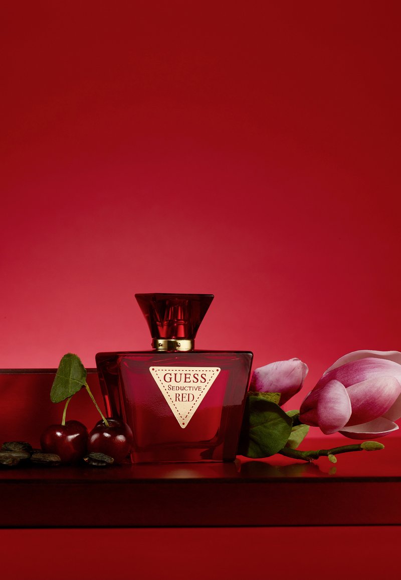 guess seductive red spray