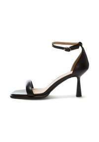 Sandalai - black
