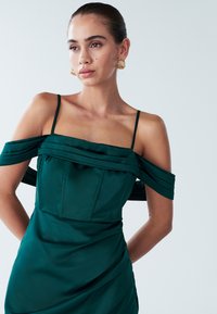 BWLDR BISMARCK DRESS - Maxikjoler - emerald