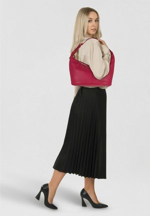 Coccinelle, FERNANDA SCHULTERTASCHE LEDER 29 CM - Borsa a mano - sangria