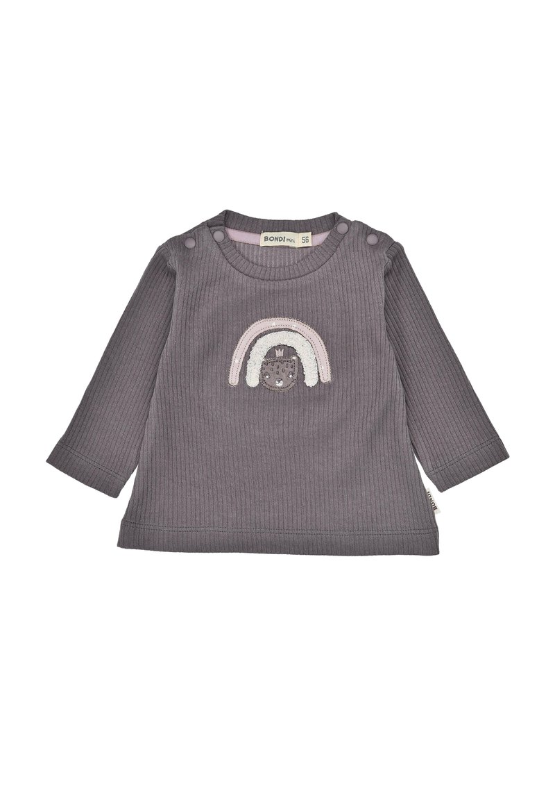 Graues, geripptes Langarmshirt mit einem zentralen Regenbogen- und Igel-Motiv, versehen mit Druckknöpfen am Ausschnitt für ein einfaches An- und Ausziehen.