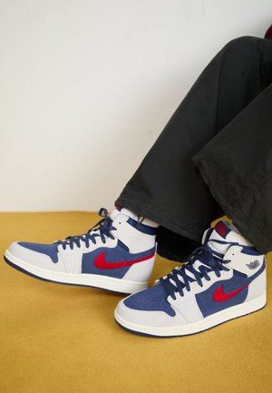 AIR JORDAN 1 ZM CMFT 2 - High-top trainers - midnight navy/active pink/neutral grey/summit white