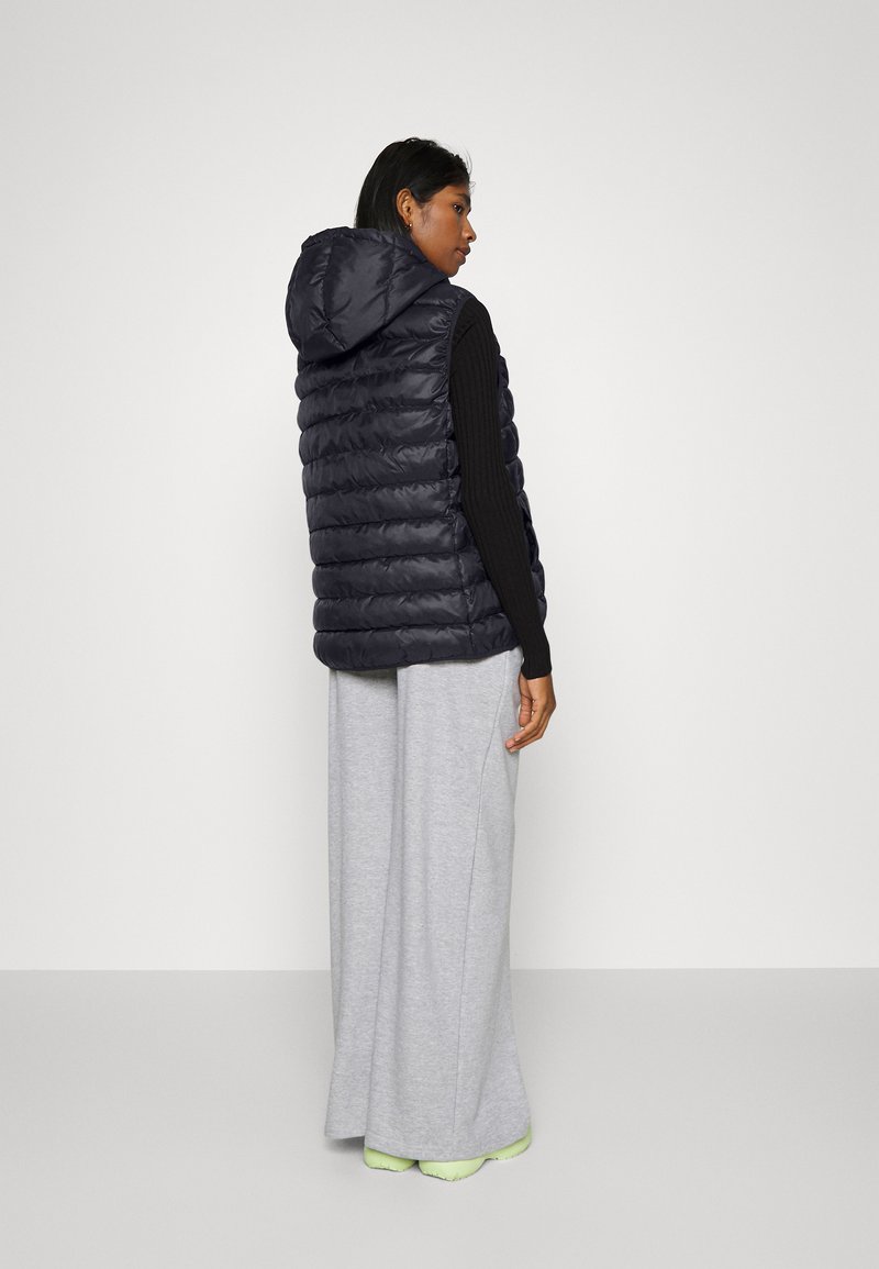 Damen Leichte Jacken | ONLY MATERNITY OLMNEWTAHOE HOOD WAISTCOAT Weste black/schwarz - HP88724 Damen Leichte Jacken | ONLY MATERNITY OLMNEWTAHOE HOOD WAISTCOAT Weste black/schwarz - HP88724