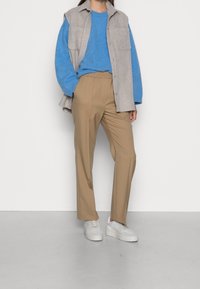 ARKET Stickad tröja - blue