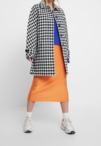 United Colors of Benetton Klassisk kappa / rock - black