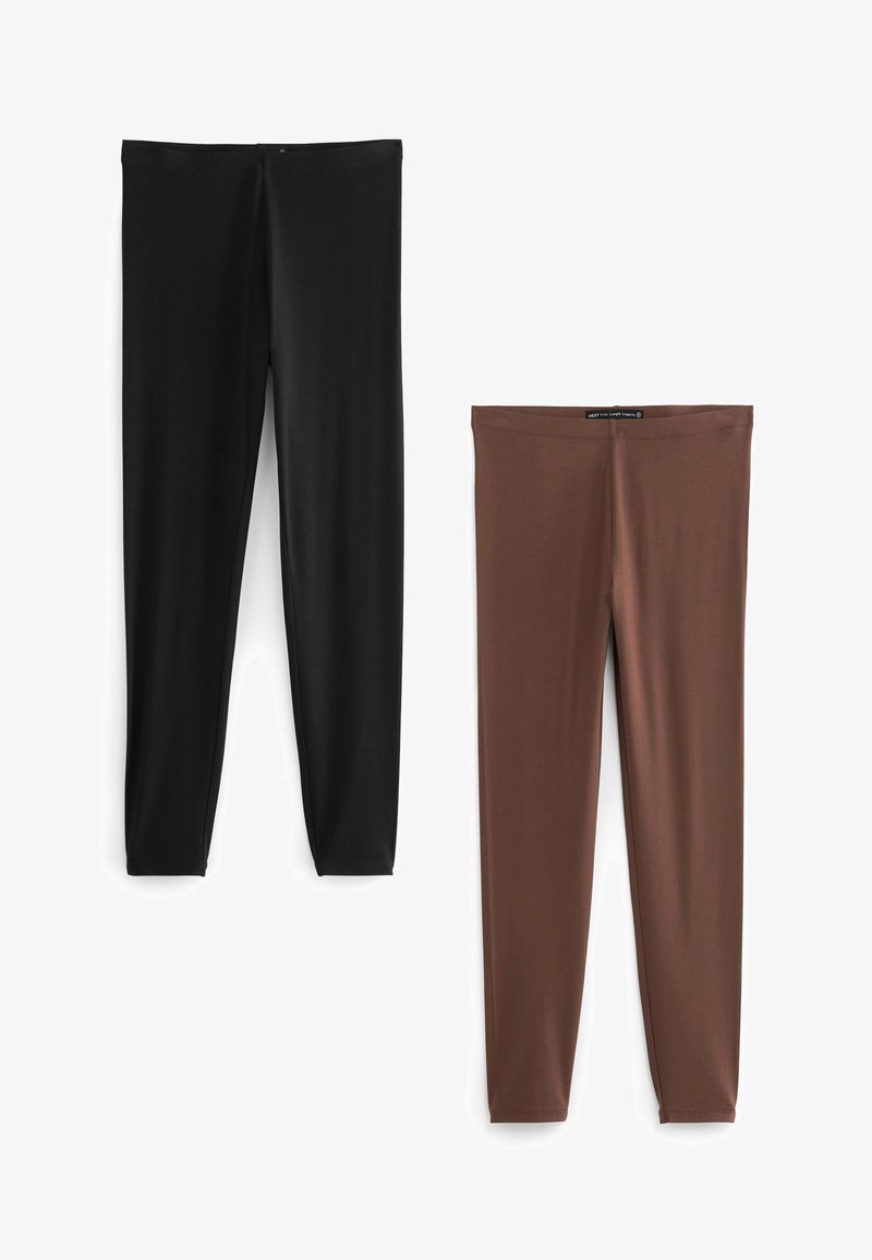 Twee paar leggings: eentje in zwart, eentje in bruin. Gemaakt van een gladde, rekbare stof met een nauwsluitende vorm. Geen zichtbare patronen of hardware.