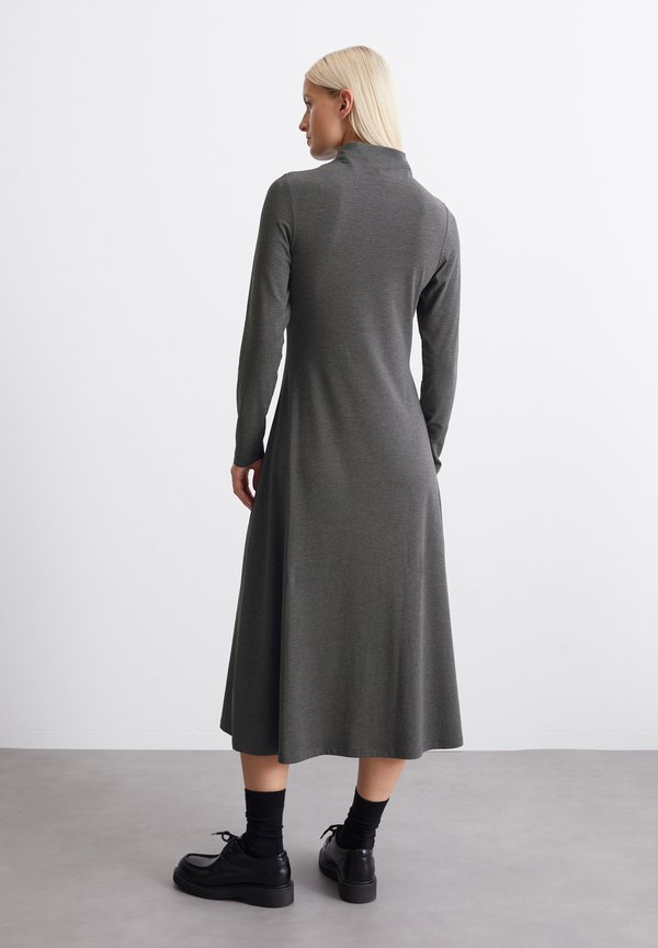 LONG SLEEVE - Jersey dress2