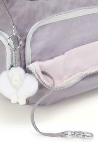 Kipling GABB S - Cross body bag - tender grey