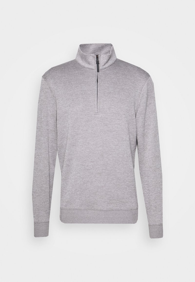 Pull gris clair à manches longues avec une fermeture éclair trois-quarts et un col montant, en tissu tricoté doux, présenté sur fond blanc.