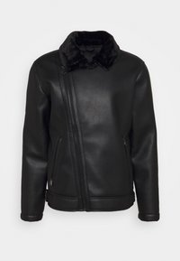 Czarna skórzana kurtka z pluszowym czarnym kołnierzem, asymetrycznym zapięciem na zamek z przodu, dwoma bocznymi kieszeniami i gładką fakturą.