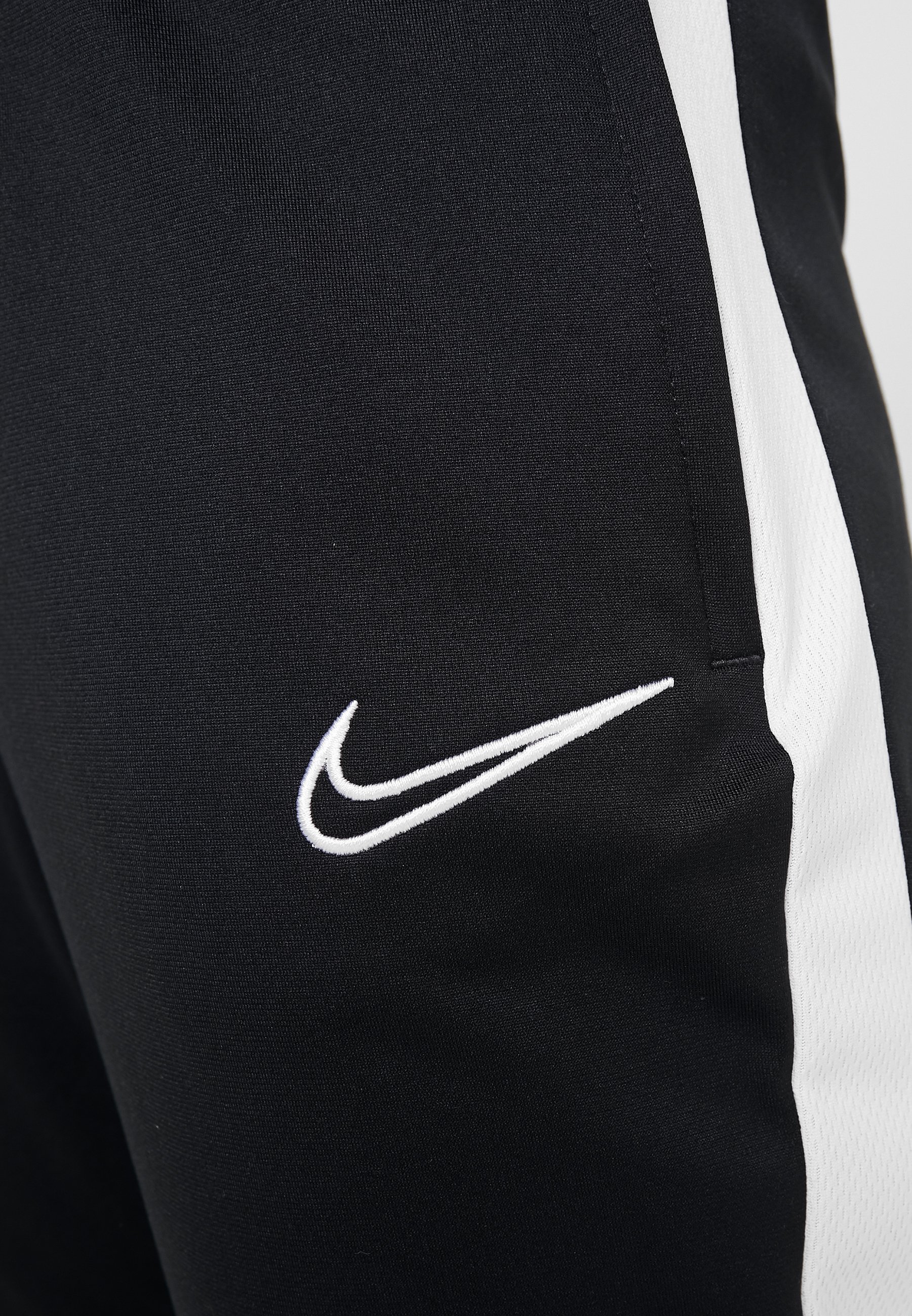 nike dri fit tracksuit bottoms black