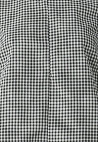 VILA VINELLA - Blus - cloud dancer/black