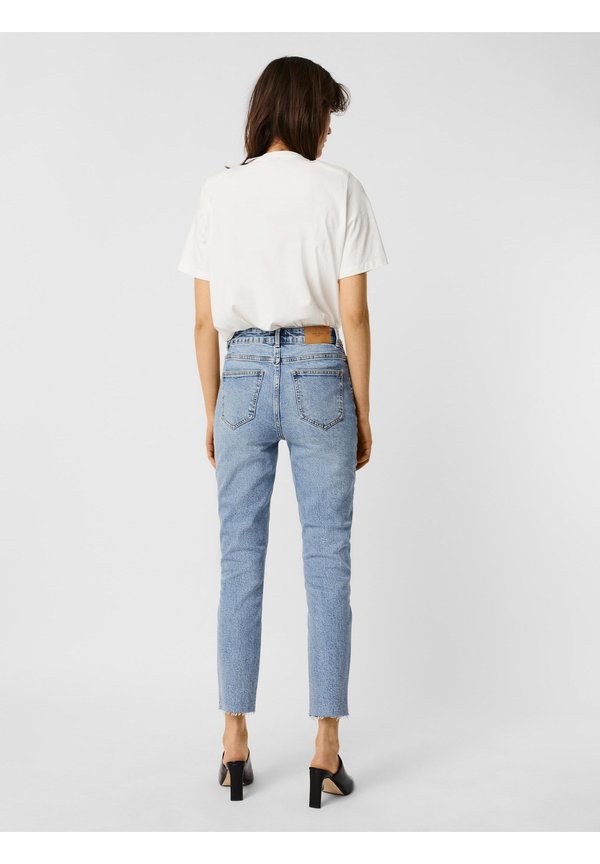 NOOS - Straight leg jeans2