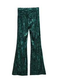 Pantaloni in velluto a zampa d'elefante di un verde intenso, con una finitura testurizzata e due tasche posteriori. Vita liscia con una linea classica.