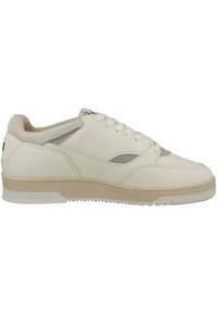 EKN Footwear YUCCA - Trainers - white yu n