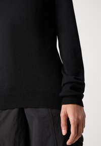 Anna Field Jumper - black
