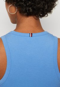 Tommy Hilfiger SLIM TANK - Top - blue spell