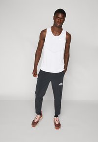 Nike Performance RISE TANK - Top - white