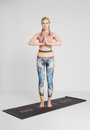 YOGA MAT - Kuntoilutarvikkeet - black